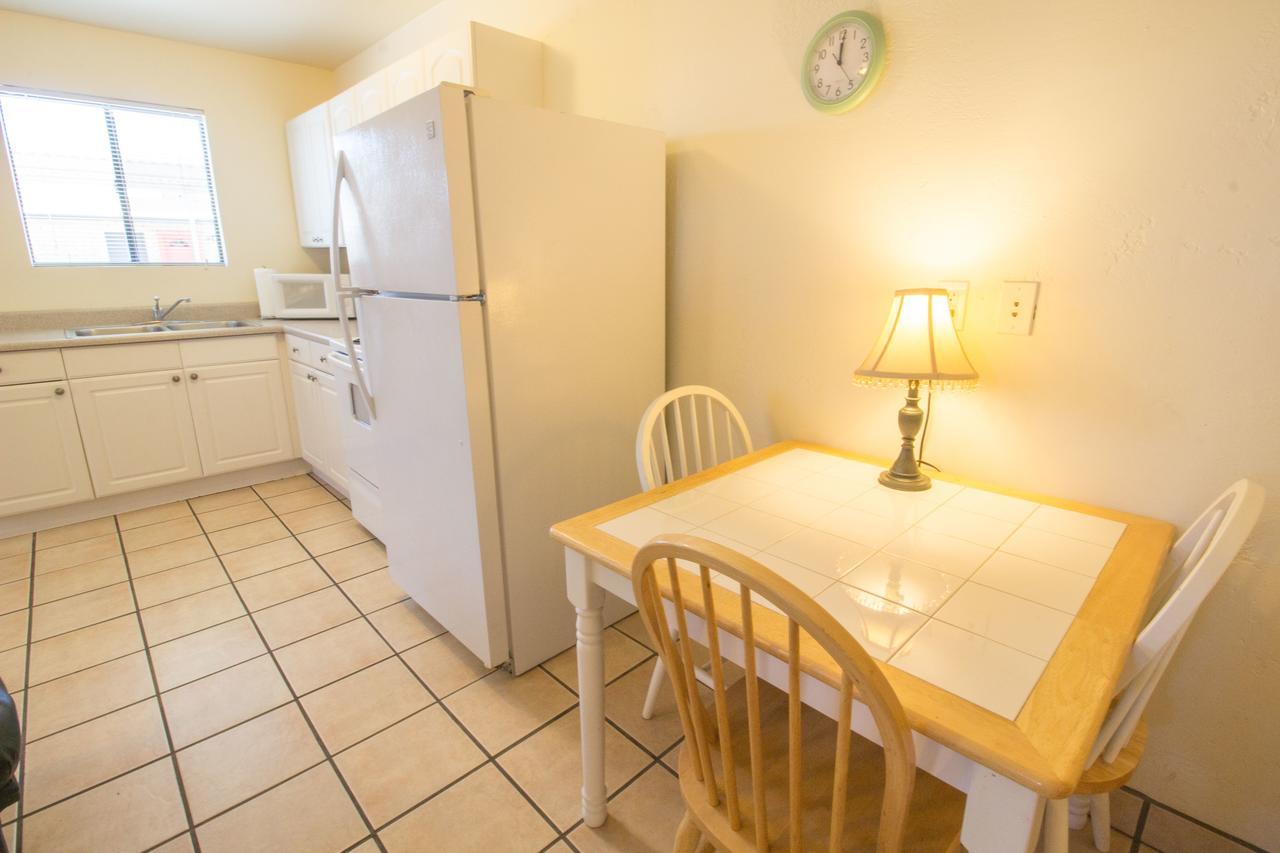 Stagecoach Suites Wickenburg Buitenkant foto
