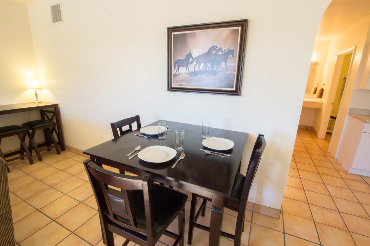 Stagecoach Suites Wickenburg Buitenkant foto